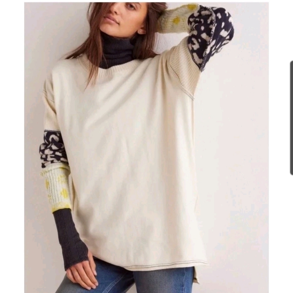 We The Free Tiger Cuff Top Med NWT - Picture 1 of 7